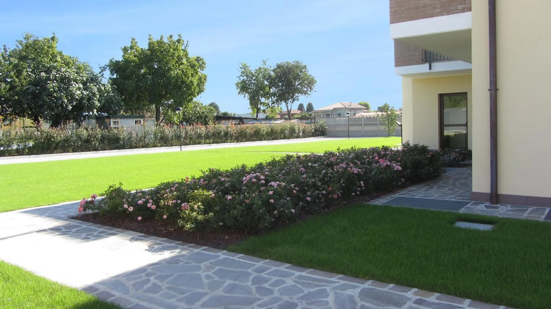 Residenza Aurora Bed & Breakfast Nerviano