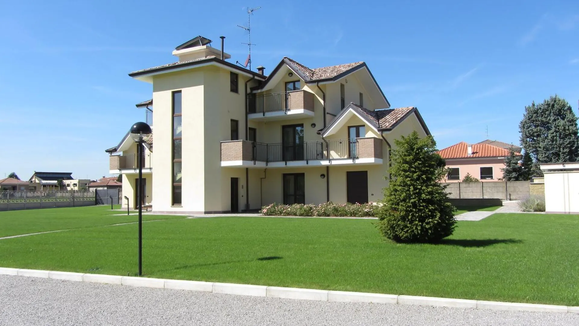 Residenza Aurora Bed & Breakfast Nerviano